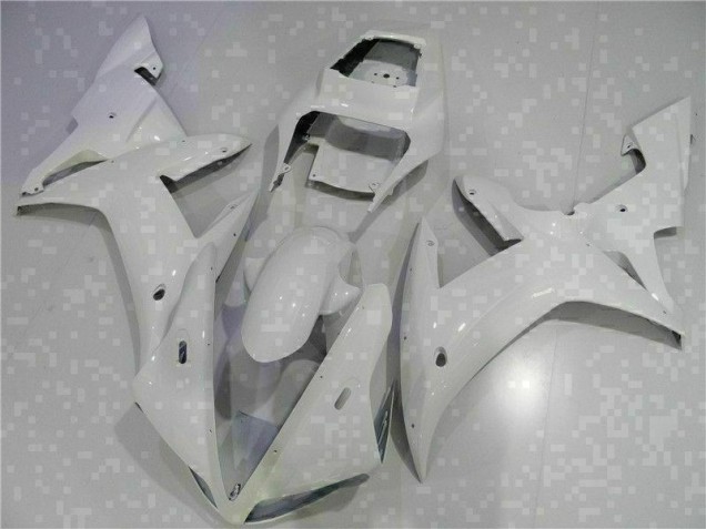 R1 02-03 - Blanco R1 02-03 - Blanco