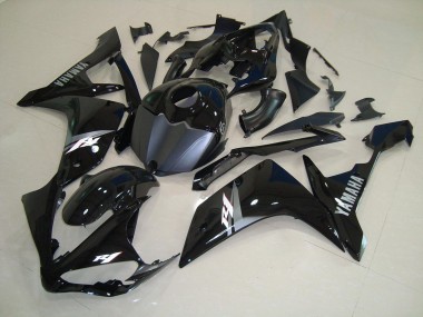 R1 07-08 - Brillante Negro Blanco