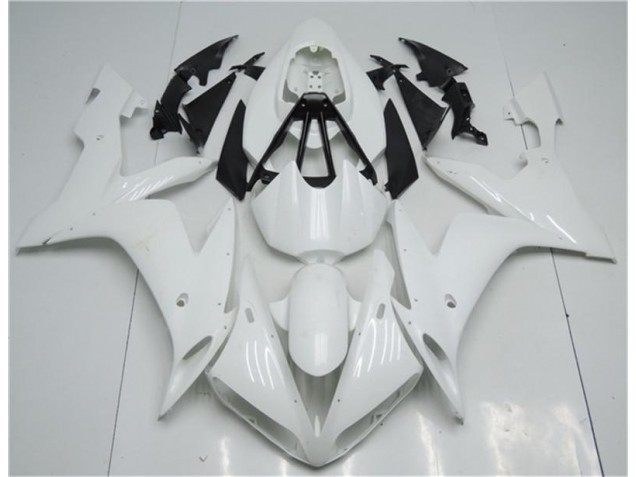 R1 04-06 - Blanco R1 04-06 - Blanco