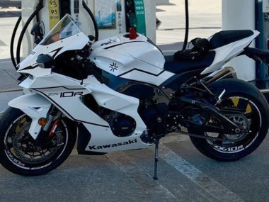 Carenados Moto Kawasaki ZX10R 2021-2025 - Blanco Negro Raya