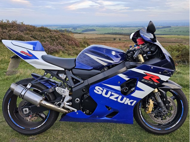 Carenados Moto Suzuki GSXR 600 2004-2005 - Azul Blanco Rojo